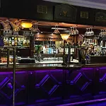 Hotel O'shea's
