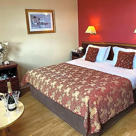 O'shea's Hotel 3*